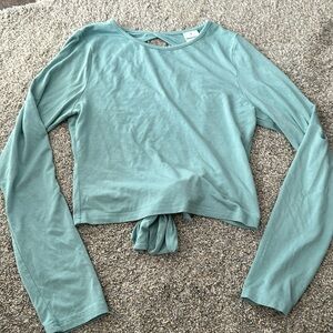 Pursue fitness x hope scope collection crop long sleeve top with tie back